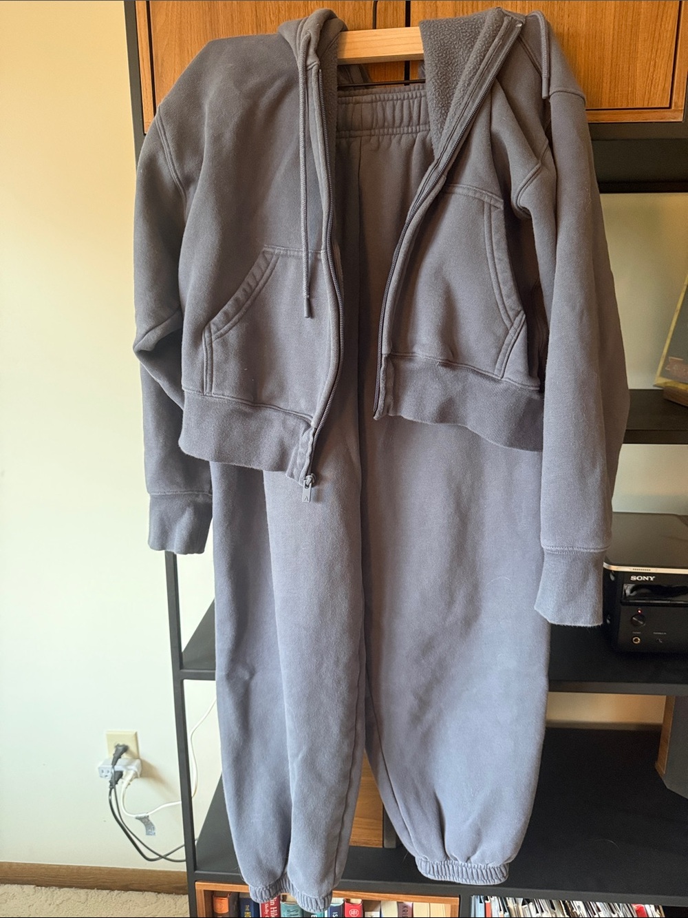 Aritzia Cozy Sweatfleece Set M | Vintage Navy Boyfriend Boxy Zip Hoodie + Mega J